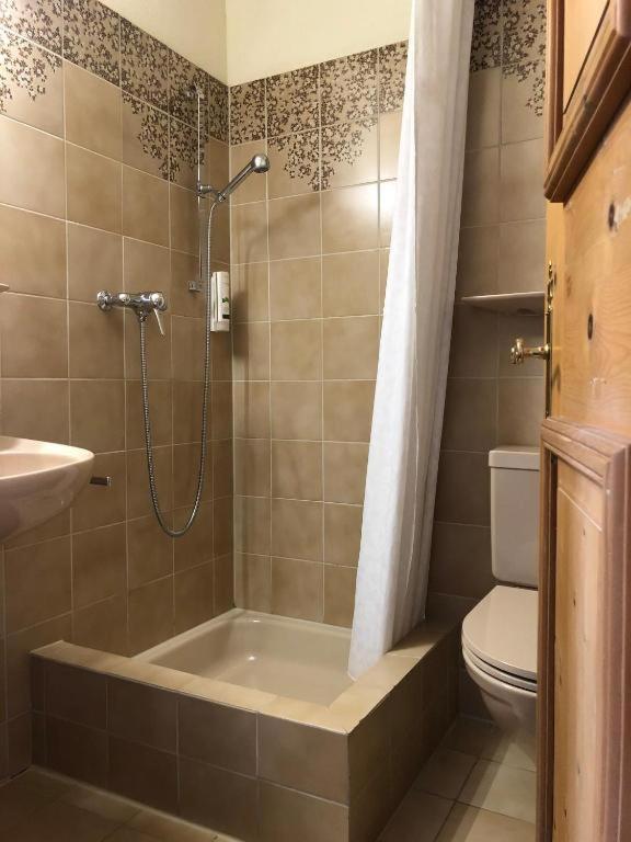 Historic Chesa Salis Couette-café 3*