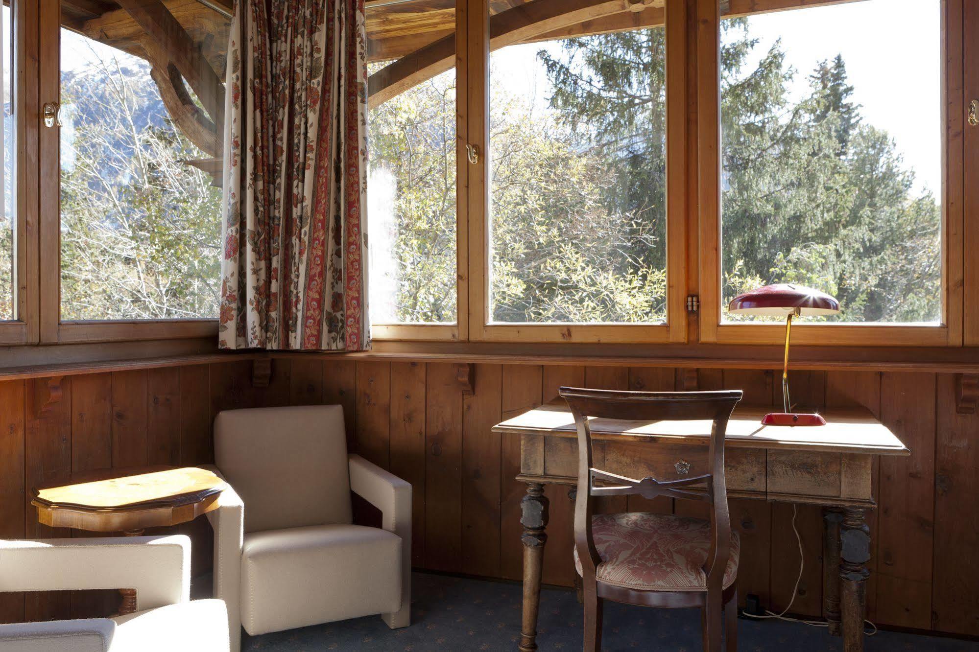 Historic Chesa Salis Bed & Breakfast